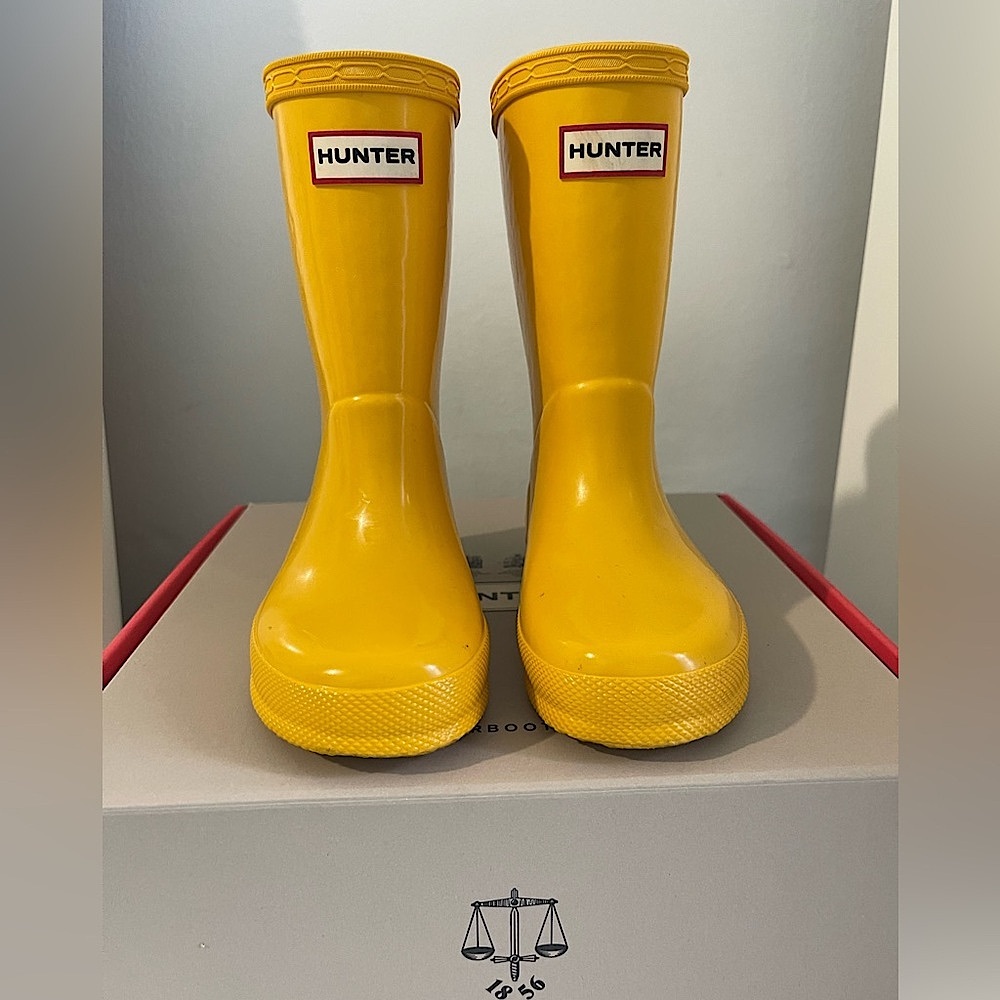 Hunter Rain boots Gloss. Toddler Size 8m. Unisex